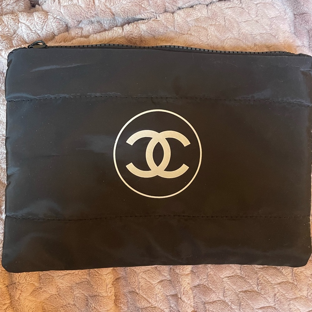 CHANEL Black Quilted Nylon Puffer Pouch VIP/GWP